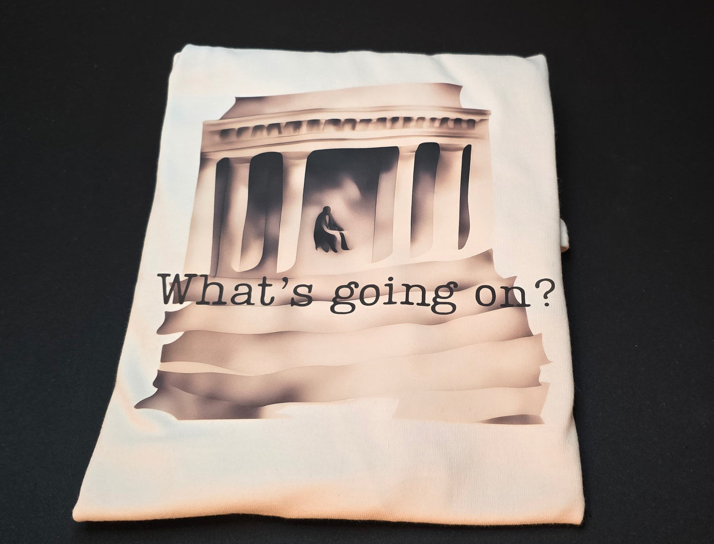 Short sleeve T-shirt "What's going on?"