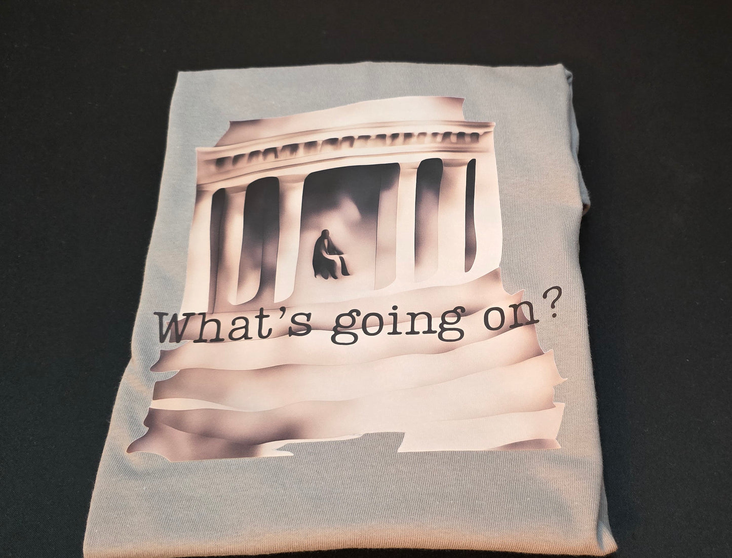 Short sleeve T-shirt "What's going on?"